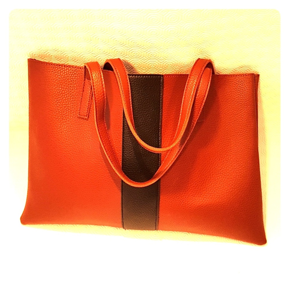 Vince Camuto Soft Leather Hand bag